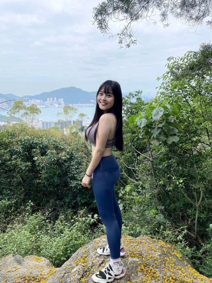 金手指 海报
